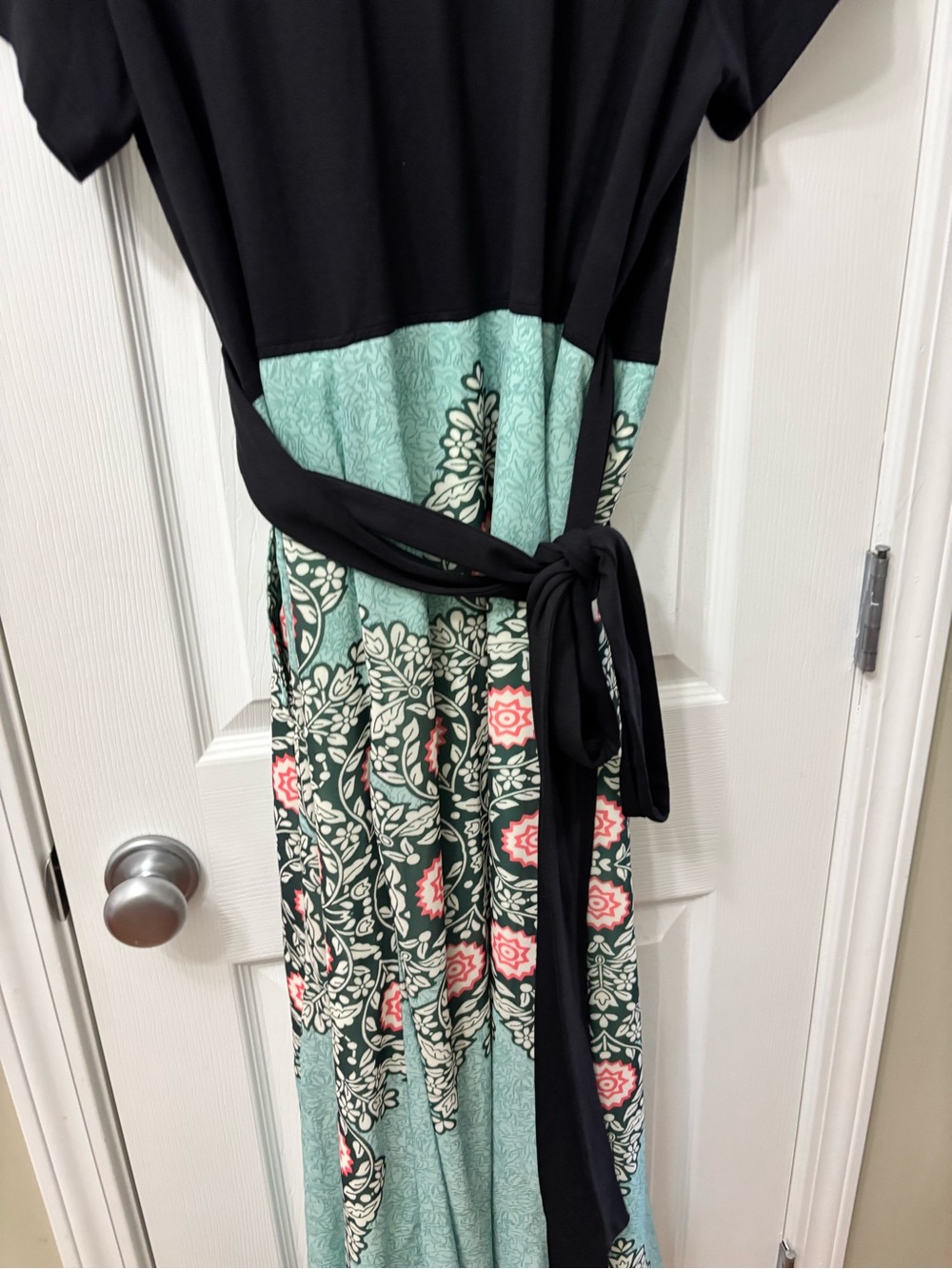 Eshakti Custom XL Black Wrap Midi Dress Green Floral Medallion Short Sleeve Tie - Picture 9 of 9